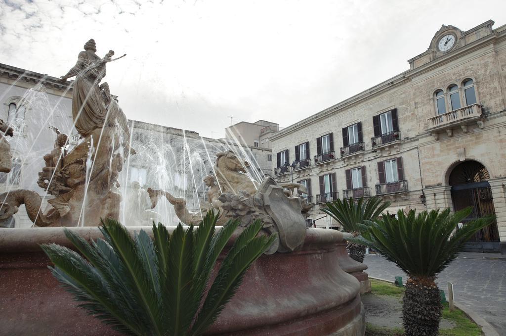 Amuni' Sicily Guest House Syracuse Exterior photo