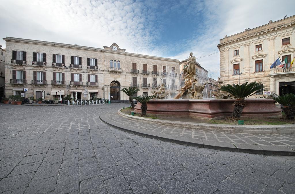 Amuni' Sicily Guest House Syracuse Exterior photo