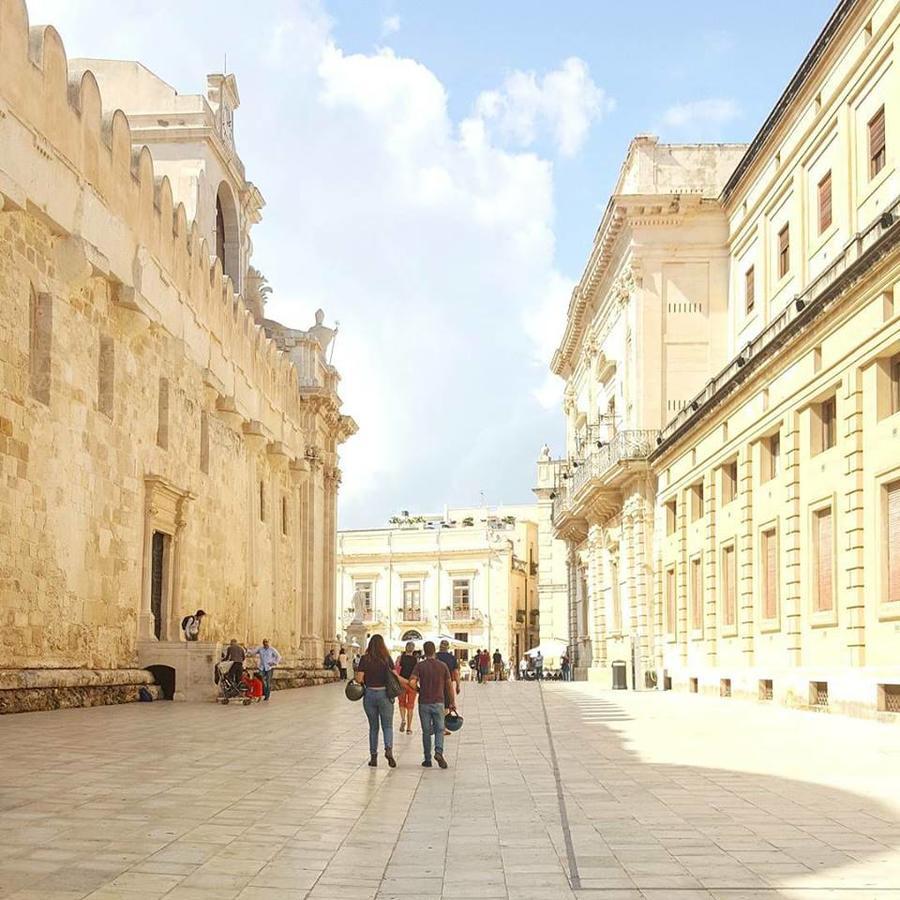 Amuni' Sicily Guest House Syracuse Exterior photo